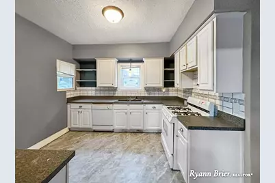 1939 Delwood Avenue SW, Wyoming, MI 49509 - Photo 9