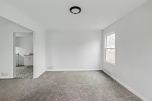 19818 Fenmore St, Detroit, MI 48235 - Photo 9