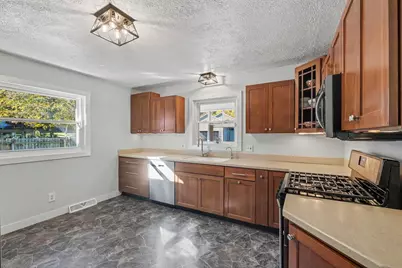 6676 Naontah Trail NE, Rockford, MI 49341 - Photo 9