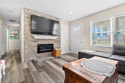 128 N Woodlawn Avenue N, Battle Creek, MI 49037 - Photo 3