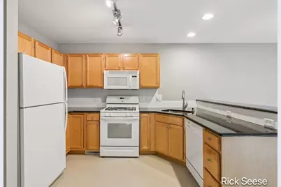 589 Abbey Mill Drive SE, Ada, MI 49301 - Photo 7