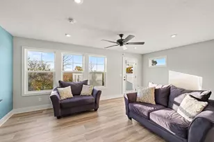 8907 Barrington Ln, Jenison, MI 49428 - Photo 3