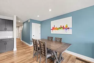 8907 Barrington Ln, Jenison, MI 49428 - Photo 5