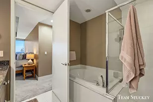 335 Bridge St NW, Grand Rapids, MI 49504 - Photo 31