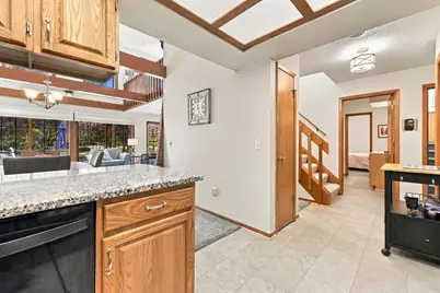 2560 Knapp Street NE, Grand Rapids, MI 49505 - Photo 13