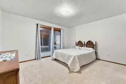 2560 Knapp Street NE, Grand Rapids, MI 49505 - Photo 23