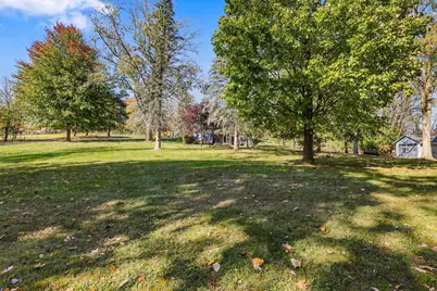 2560 Knapp Street NE, Grand Rapids, MI 49505 - Photo 9