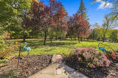 2560 Knapp Street NE, Grand Rapids, MI 49505 - Photo 37