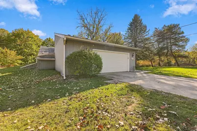 2560 Knapp Street NE, Grand Rapids, MI 49505 - Photo 3
