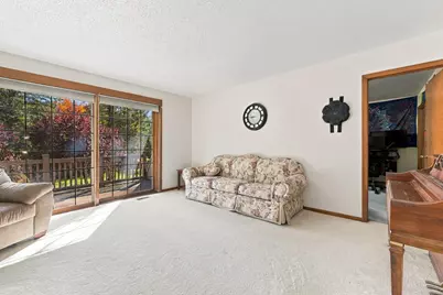 2560 Knapp Street NE, Grand Rapids, MI 49505 - Photo 33