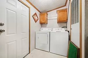 107 Eaton St, Galien, MI 49113 - Photo 5