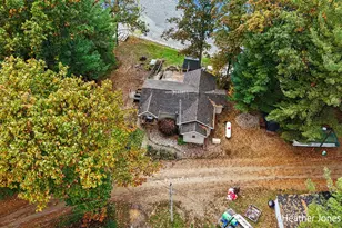 531 Lake Dr, Six Lakes, MI 48886 - Photo 3
