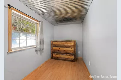 531 Lake Drive, Six Lakes, MI 48886 - Photo 15