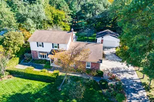 6725 Pleasantview Dr, Portage, MI 49024 - Photo 3