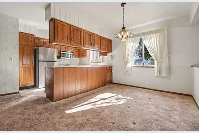 5830 Leisure South Drive SE, Kentwood, MI 49548 - Photo 9