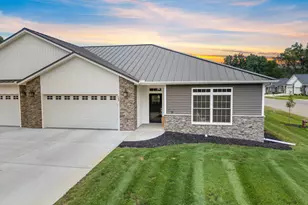 245 Auseon Ct, Hillsdale, MI 49242 - Photo 35