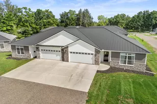 243 Auseon Ct, Hillsdale, MI 49242 - Photo 33