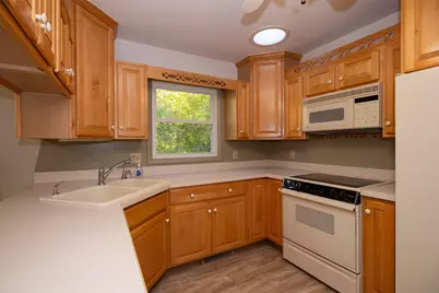 584 Morningside Drive, Battle Creek, MI 49015 - Photo 7