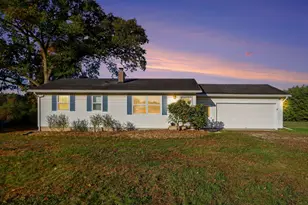 29339 42nd Ave, Paw Paw, MI 49079 - Photo 1