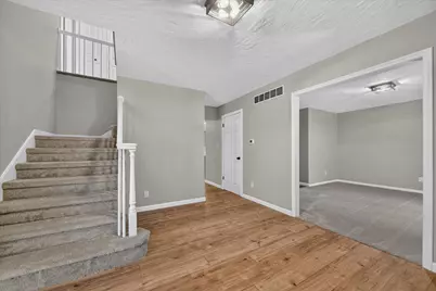 152 Briars Farm Lane, Battle Creek, MI 49017 - Photo 5
