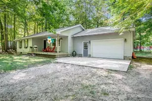 5771 Wintergreen Rd, Pentwater, MI 49449 - Photo 23