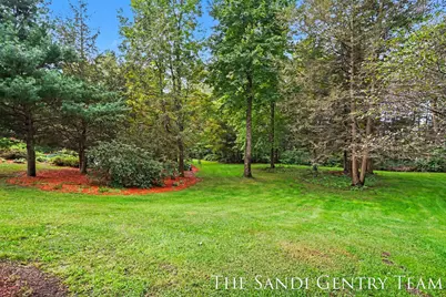 2622 Primrose Creek Drive, Fruitport, MI 49415 - Photo 13