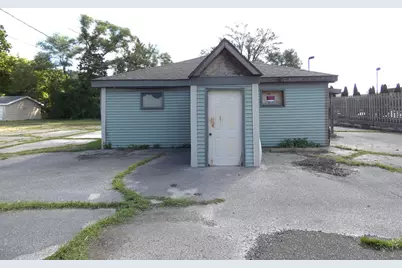 1657 Reeder Avenue, Benton Harbor, MI 49022 - Photo 1