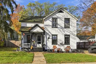 225 N Union St, Sparta, MI 49345 - Photo 1