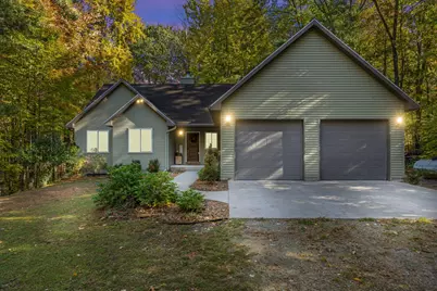 10154 Connelley Avenue NE, Greenville, MI 48838 - Photo 1