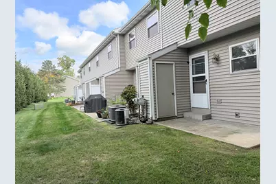 8034 Wimbledon Drive #33, Portage, MI 49024 - Photo 9