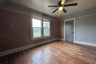 105 W 3rd St, Buchanan, MI 49107 - Photo 27