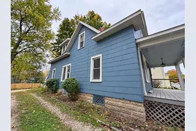 105 W 3rd Street, Buchanan, MI 49107 - Photo 5