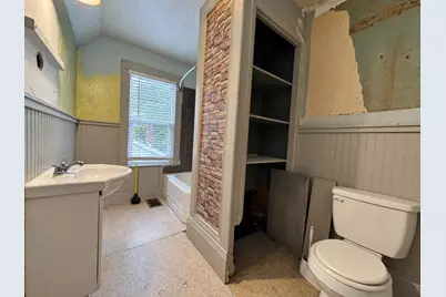 105 W 3rd Street, Buchanan, MI 49107 - Photo 31