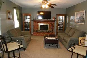 33831 Whitewood Pl, Westland, MI 48185 - Photo 3