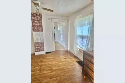 1069 E Main Street, Benton Harbor, MI 49022 - Photo 11