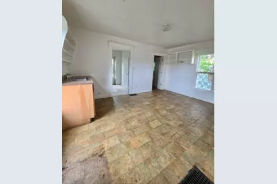 1069 E Main Street, Benton Harbor, MI 49022 - Photo 21