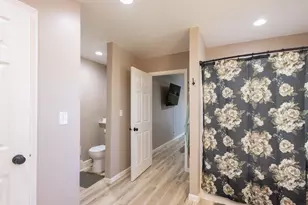 26370 S Shore Dr, Mendon, MI 49072 - Photo 9