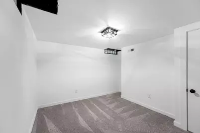 1224 Ecklund Street NE, Grand Rapids, MI 49505 - Photo 23