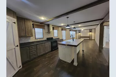 1139 Maple Leaf Lane NW, Walker, MI 49534 - Photo 7