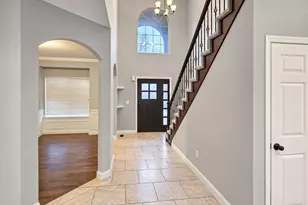 5675 Gregory Dr, Shelby Twp, MI 48317 - Photo 9