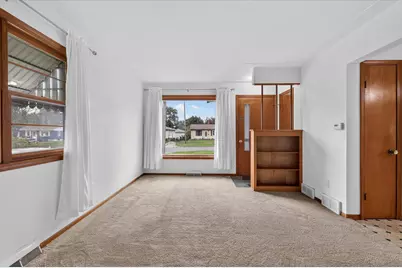 46 Maplelawn Street SW, Wyoming, MI 49548 - Photo 13