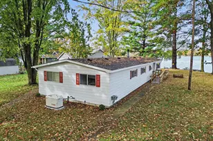 675 Peace Haven Rd, Gladwin, MI 48624 - Photo 1