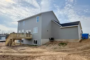 7130 Kettle Dale Ave SE, Alto, MI 49302 - Photo 19