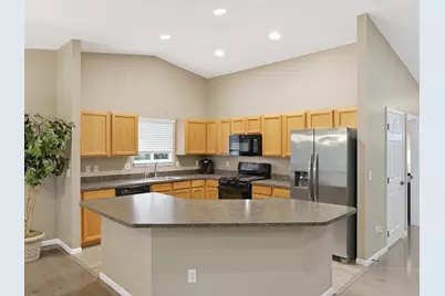 2730 Signature Circle, Pinckney, MI 48169 - Photo 17