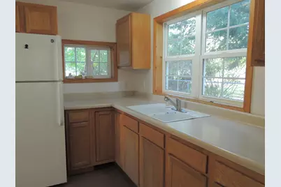 410 N Maple Street, Fennville, MI 49408 - Photo 13