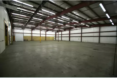 2450 W Columbia Avenue W, Battle Creek, MI 49015 - Photo 5
