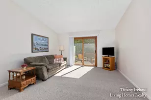 2750 Stonebluff Dr SW, Wyoming, MI 49519 - Photo 7