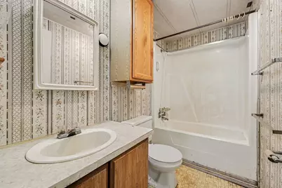 11253 Phal Road, Grass Lake, MI 49240 - Photo 13