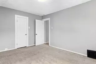 709 S Mitchell St, Cadillac, MI 49601 - Photo 19