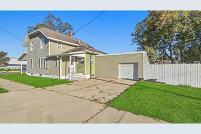 709 S Mitchell Street, Cadillac, MI 49601 - Photo 1